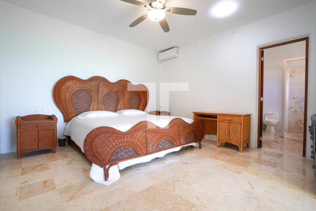 Departamento en Venta 3 recámaras Isla Dorada Zona Hotelera Cancún